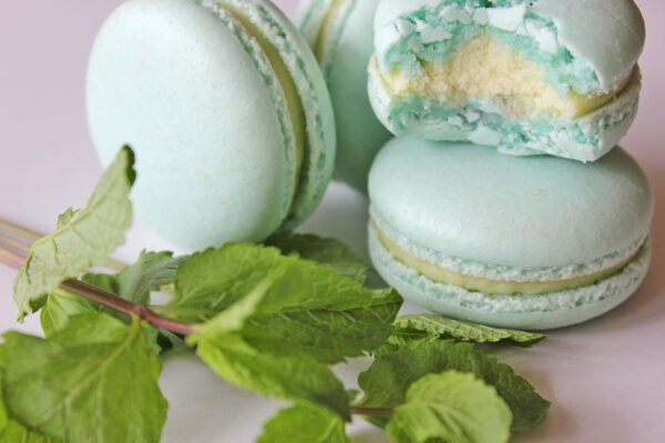 Piparmētru macarons Piparmētru macarons