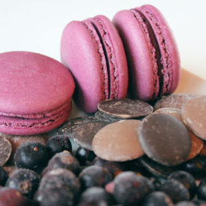 Upeņu šokolādes macarons
